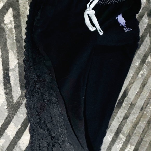 Pj's - Picture 4 of 14